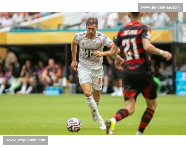 格雷茨卡闪击世界波 + 9.8 分！拜仁中场教科书级表现